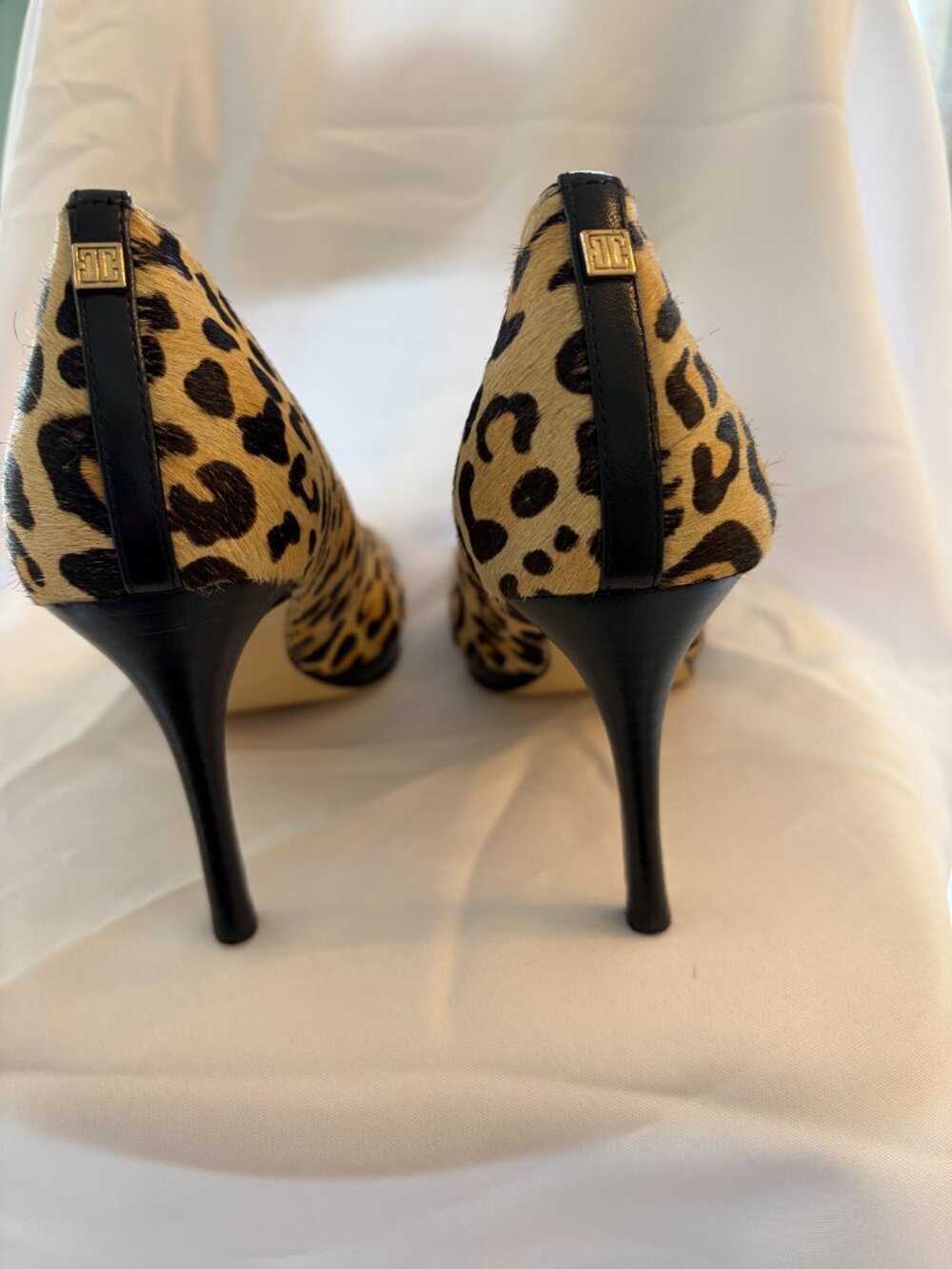 Ivanka Trump Cheetah Pumps Heels Size 8 1/2 - Picture 7 of 12